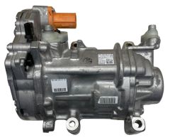 A/C Compressor A0008308104 Mercedes 042400-3261 Denso