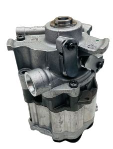 Oil pump A6541802501 Mercedes